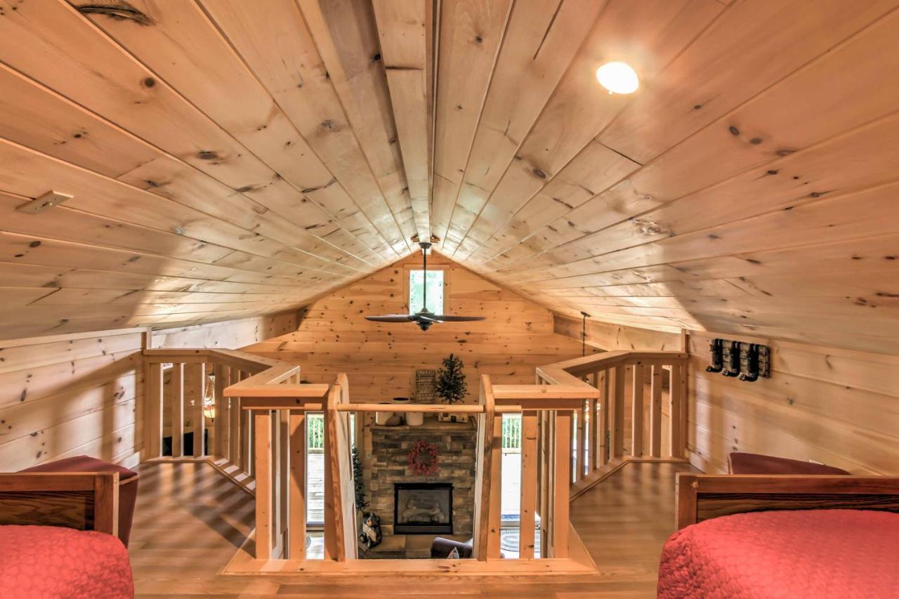 Private Sevierville Cabin With Mountain Views And Loft Dış mekan fotoğraf