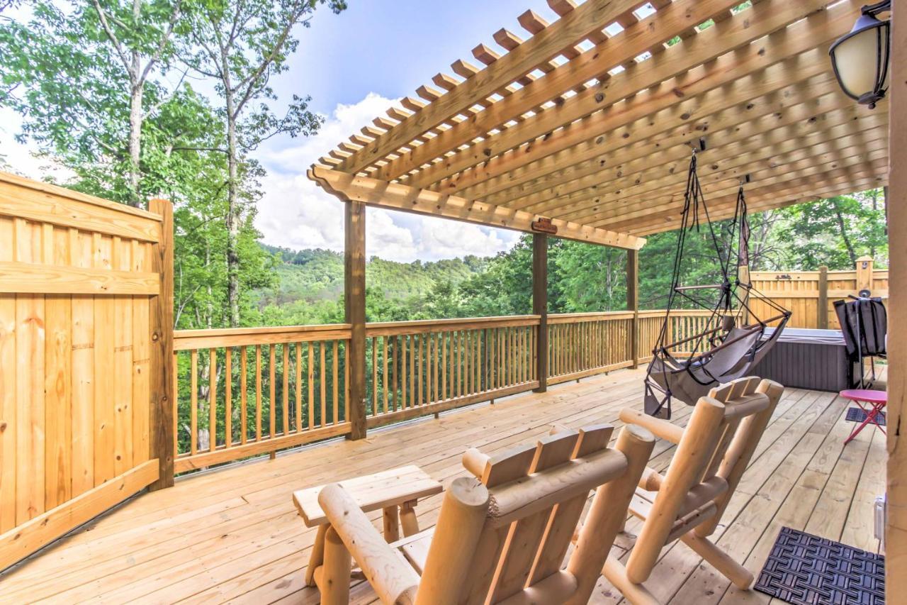 Private Sevierville Cabin With Mountain Views And Loft Dış mekan fotoğraf